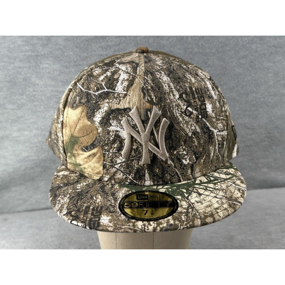 NEW YORK YANKEE REALTREE Edge Fitted 7 7/8 Cap Q1